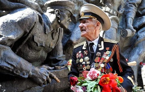 Поздравляем с Днем защитника Отечества!