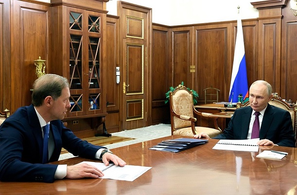 Денис Мантуров: нацпроект "Биоэкономика" позволит консолидировать отрасли микробиологической промышленности и биотехнологий